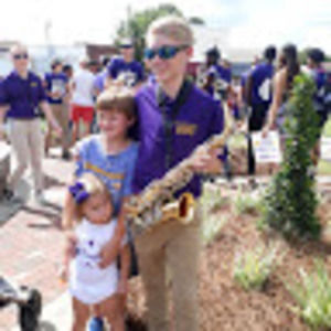 Meet your Posher, Lori